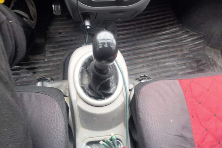 Used BAIC Weiwang 306 2011 1.3L Comfort version 7 seats