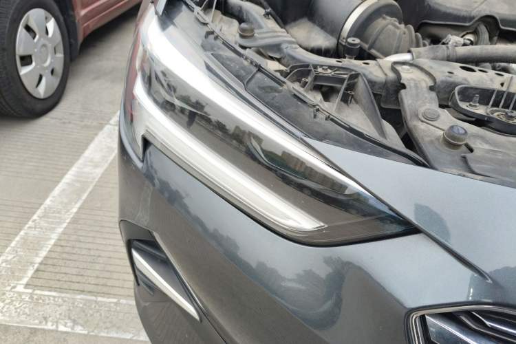 Used Buick Regal 2020 552T Luxury Version Right Front Headlight