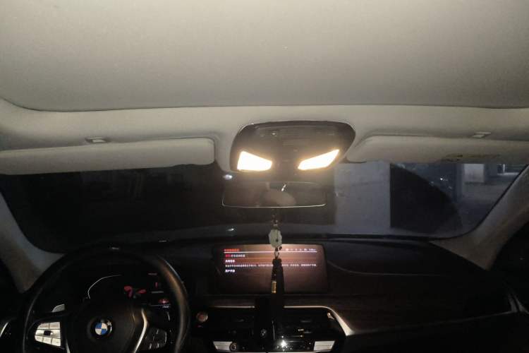 Used BMW 5 Series 2022 Second Facelift 530Li Luxury Edition Premium Package