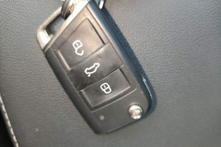 Used Volkswagen Tayron 2019 380TSI Four-Wheel Drive Prestige Version China V Standard Vehicle Key