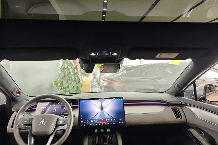 Used BYD Song L EV 2025 Intelligent Driving Version 602 km Range LiDAR-equipped All-Wheel-Drive Type