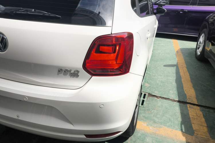 Used Volkswagen Polo 2018 1.5L Automatic Advanced Driving Model Exterior 3