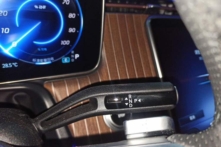 Used Mercedes-Benz EQE 2025 500 4MATIC Luxury Edition