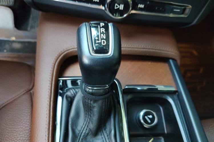 Used Volvo S90 2019 T5 Zhiyi Edition
