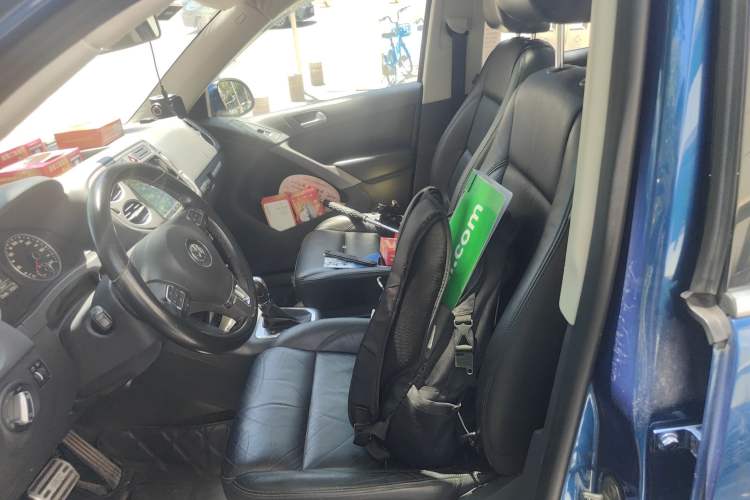 Used Volkswagen Tiguan 2012 1.8TSI Automatic All-Wheel Drive Elite Edition Left Front Seat