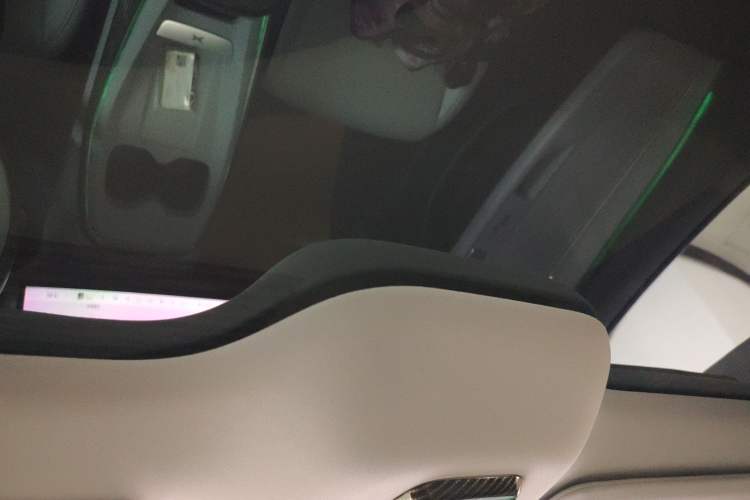 Used XPeng MONA M03 2024 620 with Ultra-Long Range Headliner