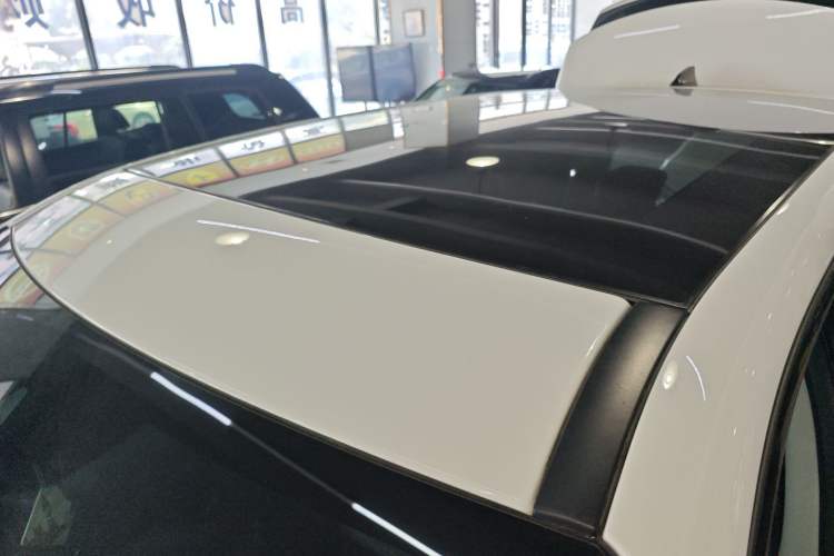 Used Land Rover Discovery Sport 2018 240 PS SE Version