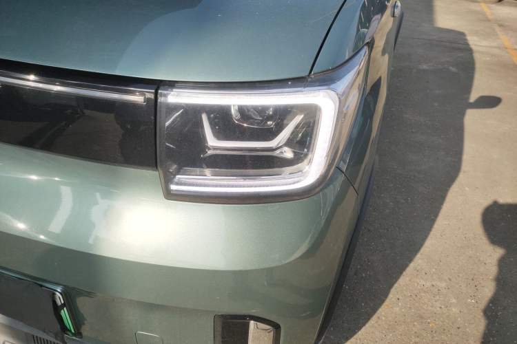 Used Wuling Hongguang MINIEV 2022 GAMEBOY 300km Enthusiast Model with Lithium Iron Phosphate
