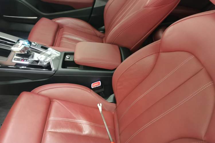 Used Audi A4L 2024 40 TFSI Luxury Dynamic Edition (Starry Night Version)