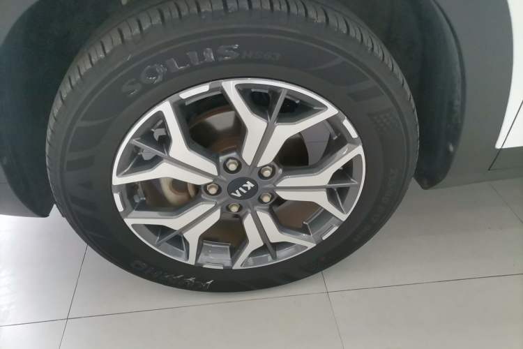 Used Kia KX3 2020 1.5L CVT Trend Edition