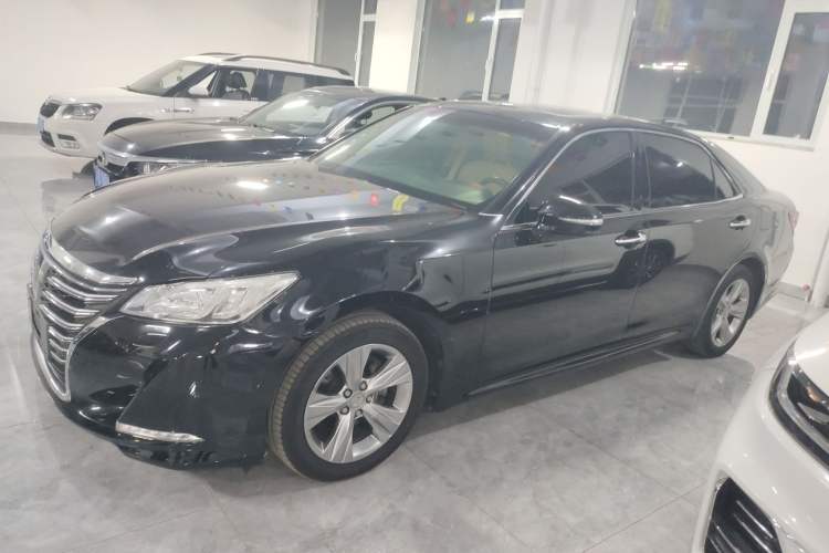 Used Toyota Crown 2015 2.0T Fashion Edition
