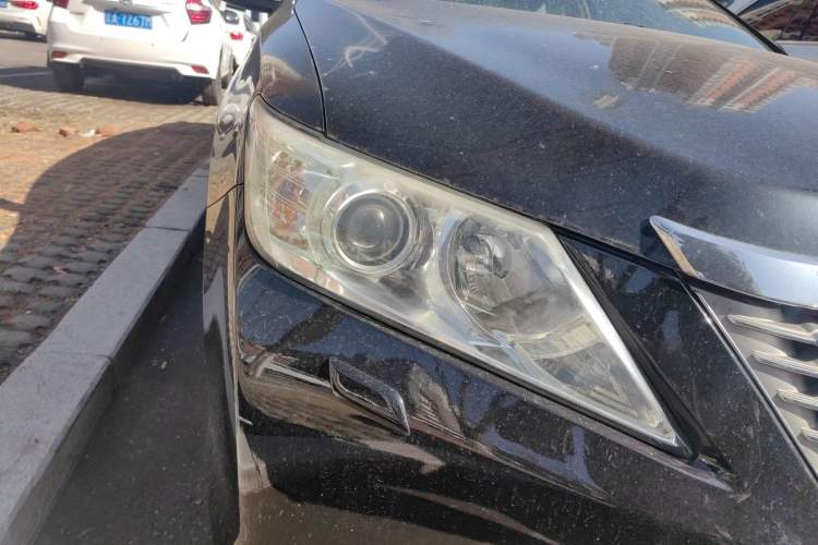 Used Toyota Camry 2012 2.5G Luxury Navigation Edition Right Front Headlight