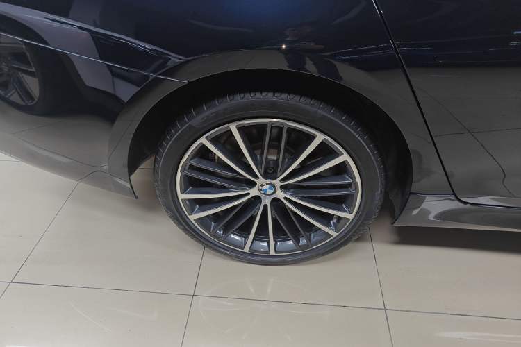Used BMW 5 Series 2022 Restyled 530Li Leading Edition M Sport Package
