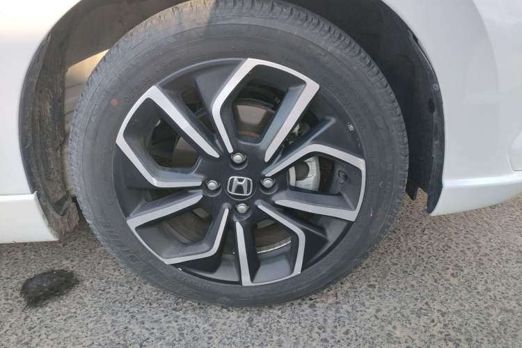 Used Honda LIFE 2021 1.5L CVT SPO-SS Dynamic Edition Right Front Wheel Hub