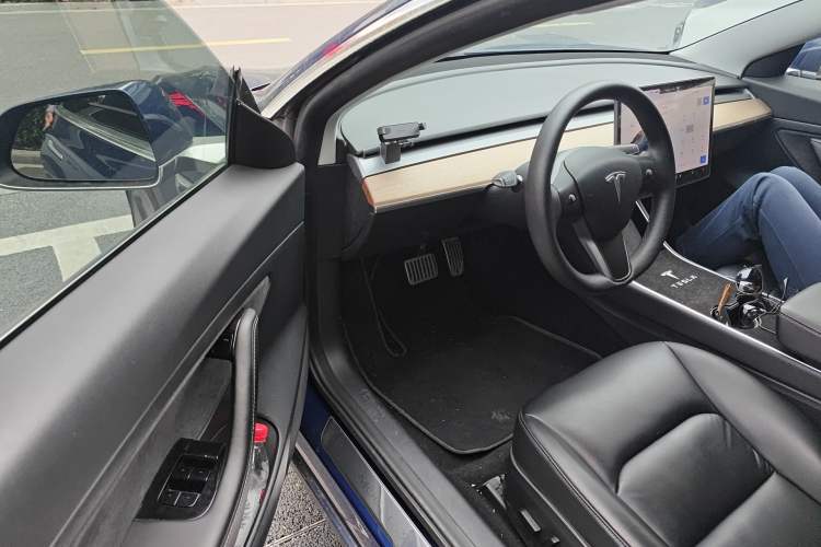 Used Tesla Model 3 2020 Refreshed Version Long-Range Rear-Wheel Drive
