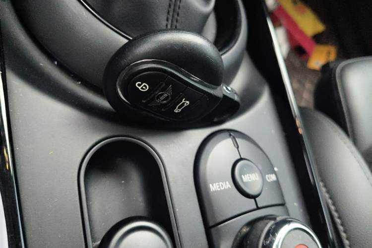 Used MINI Clubman 2019 1.5T ONE Vehicle Key