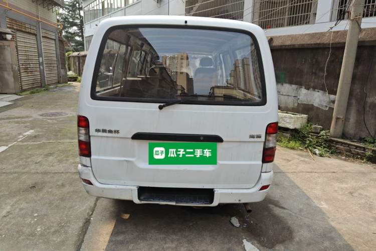 Used Jinbei Hiace 2014 2.0L Fifth-Generation Power King Classic V19 Rear