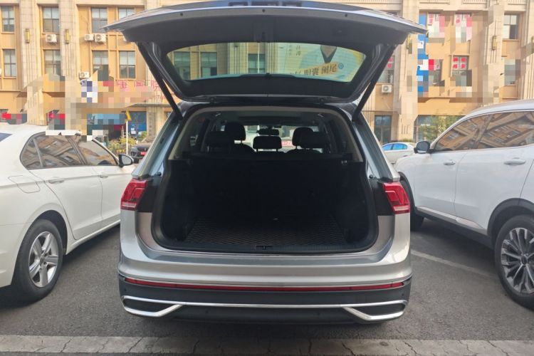 Used Volkswagen Tiguan L 2022 330TSI Automatic Two-Wheel Drive Smart Edition