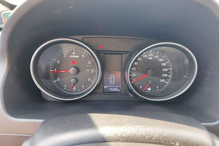 Used Haval H6 2016 Upgraded Model 1.5T Manual Two-Wheel Drive Urban Version
