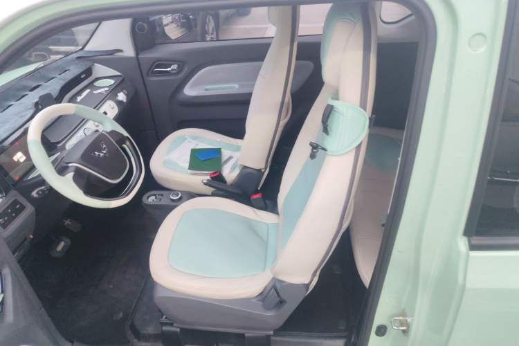 Used Wuling Hongguang MINIEV 2020 Enjoyment Model Lithium Iron Phosphate Left Front Seat