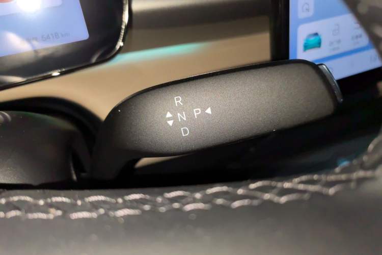 Used BYD Dolphin 2025 Intelligent Driving Version 410 km Fashion Edition Gear Lever