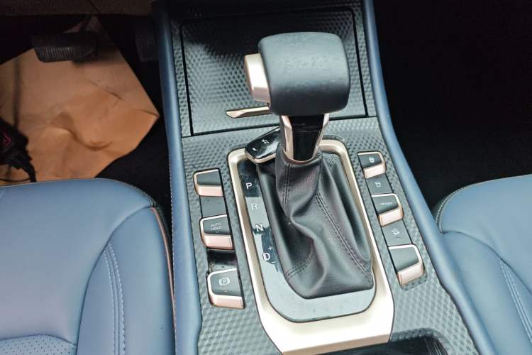 Used Oshan COS1 2018 1.5T Automatic Miao 7-Seater