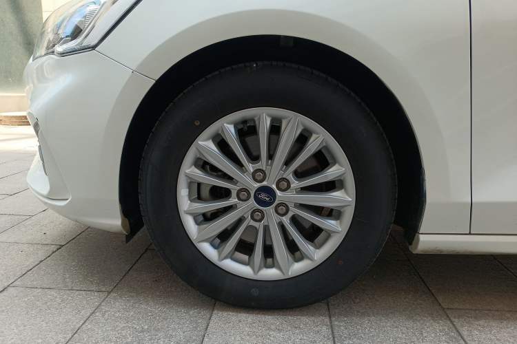 Used Ford Focus 2020 Sedan EcoBoost 180 Automatic Trend Edition