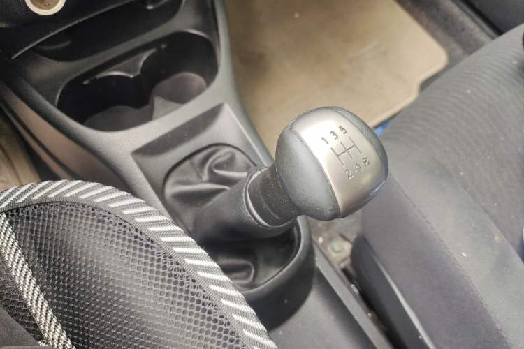 Used Nissan Livina 2010 Jingyue Edition 1.6L Manual All-Around Model