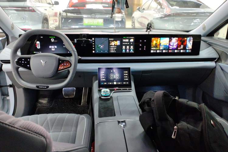 Used VOYAH PASSION 2023 Four-Wheel Drive Flagship Edition
