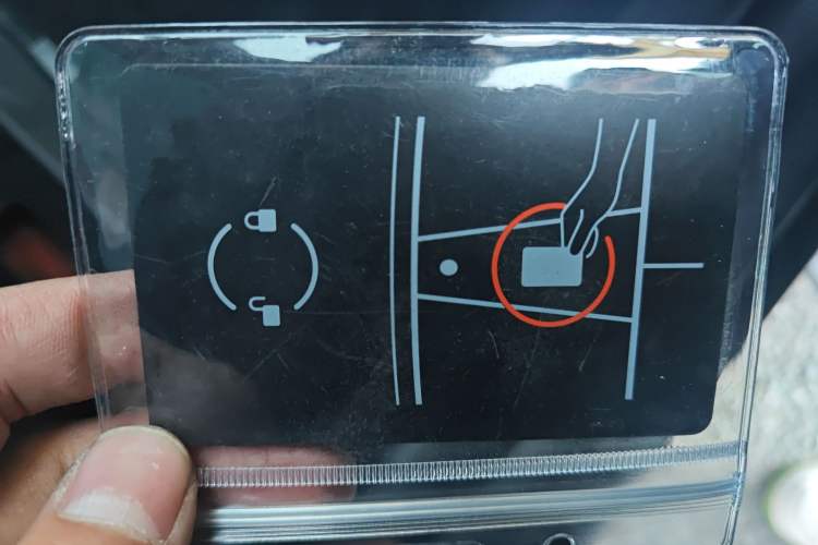 Used Tesla Model Y 2023 Long-Range All-Wheel-Drive Version