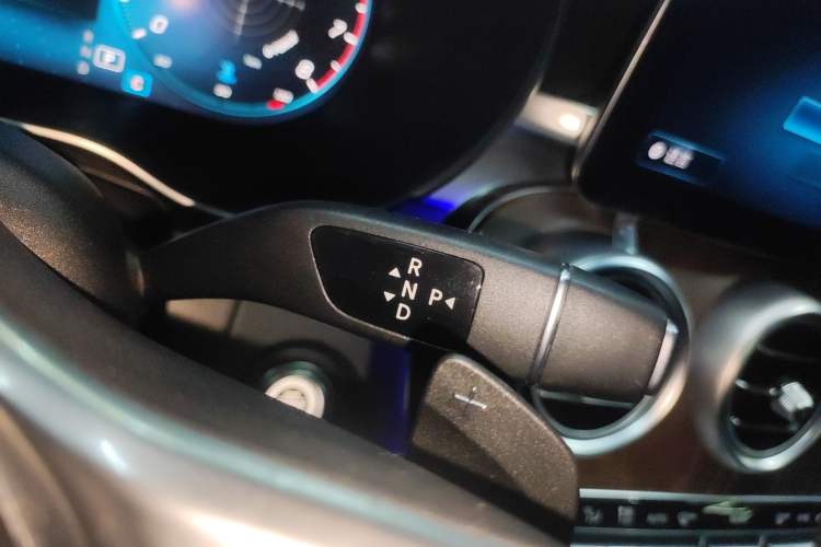 Used Mercedes-Benz GLC 2020 GLC 300 L 4MATIC Dynamic Edition
