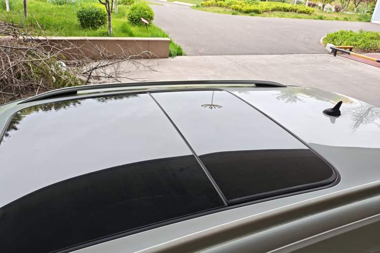 Used Volkswagen T-ROC 2019 230TSI DSG Two-Wheel-Drive Advanced Version China VI Standard