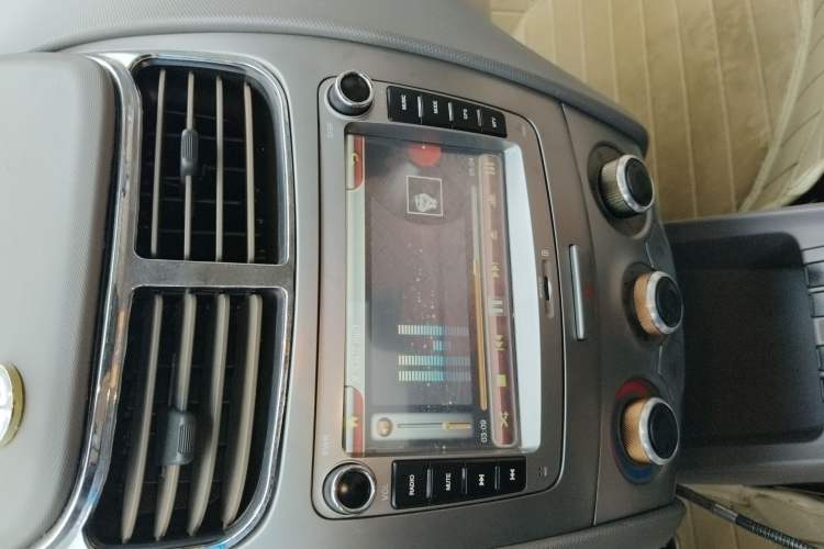 Used Chevrolet Sail 2013 Sedan 1.4L AMT Enjoy Edition Audio And AC Panel