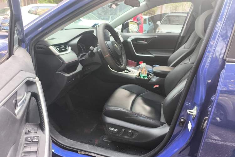 Used Toyota Wildlander New Energy 2021 High-Performance Edition 2.5L Two-Wheel Drive Powerful Version