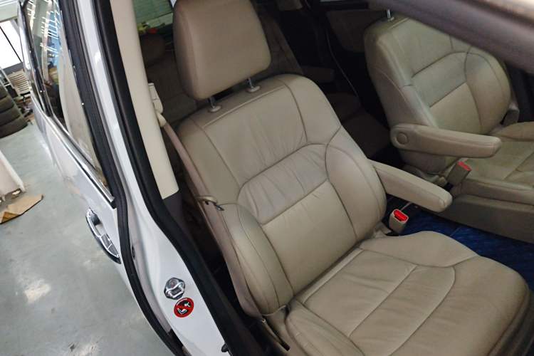 Used Honda Odyssey 2015 2.4L Smart Edition Right Front Seat