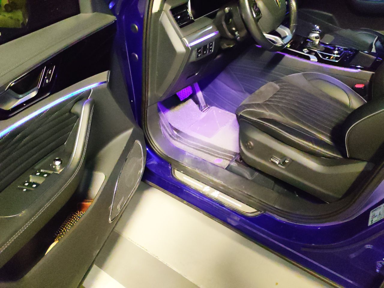 Hongqi HS5 2022 Revised Version 2.0T Smart Connect Flagship Edition — снимка 16