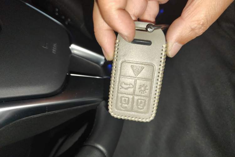 Used Volvo V40 2017 T3 Zhiya Edition Interior 1