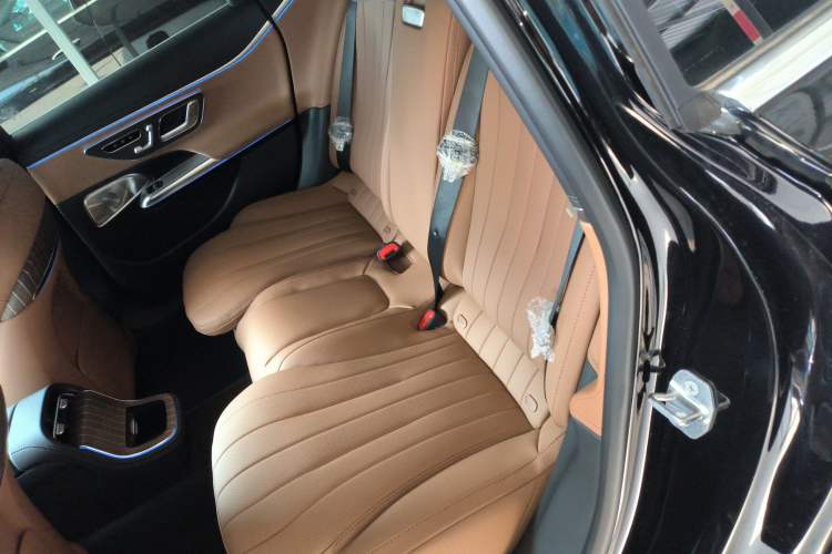 Used Mercedes-Benz E-Class 2026 E 300 L Luxury
