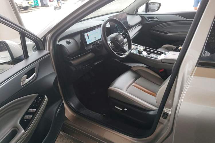 Used AION S Plus 2022 80 Tech Edition
