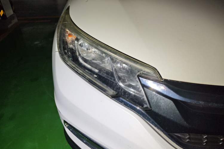 Used Honda CR-V 2015 2.0L two-wheel drive Fashion Edition Right Front Headlight