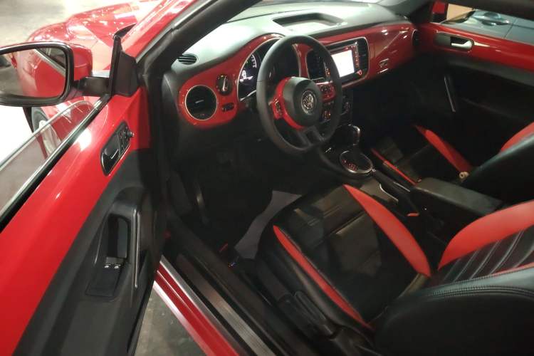 Used Volkswagen Beetle 2015 180TSI model Driver Seat