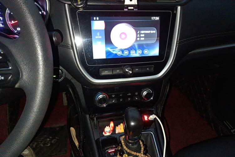 Used Roewe RX3 2018 1.6L CVT Flagship Edition Audio And AC Panel