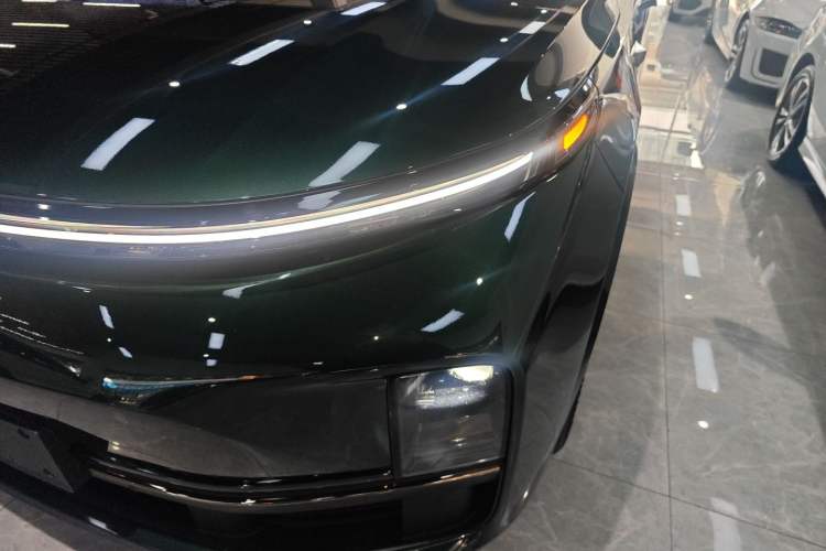 Used Li Auto L8 2023 Pro Model
