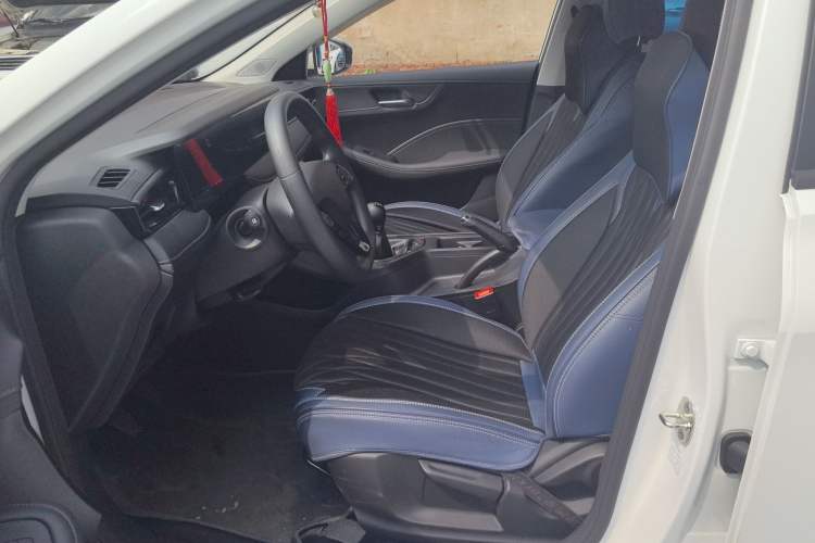 Used Roewe i5 2026 Model 1.5L Manual Comfort Version Left Front Seat