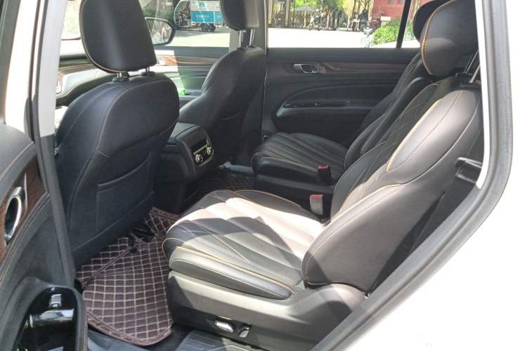 Used Ford Equator 2021 EcoBoost 225 Premier 6-Seater Left Rear Seat