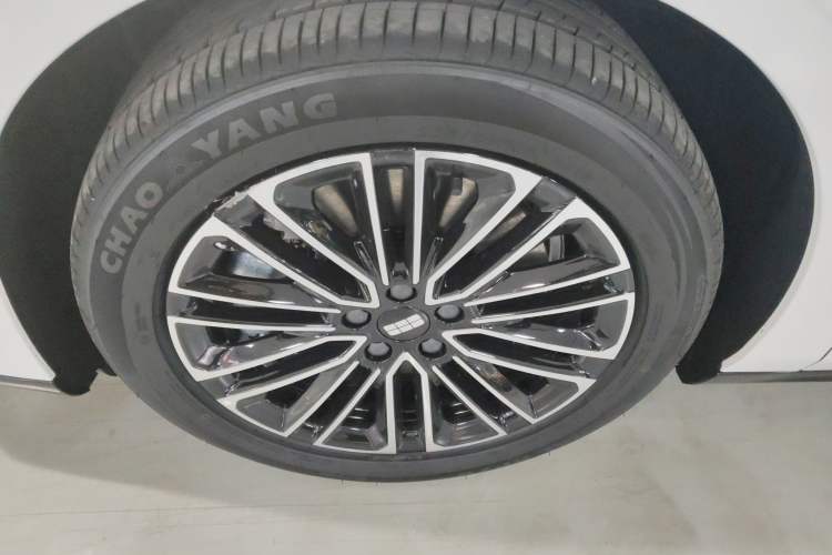 Used Geely Galaxy E8 2025 575 km Intelligent Driving Edition