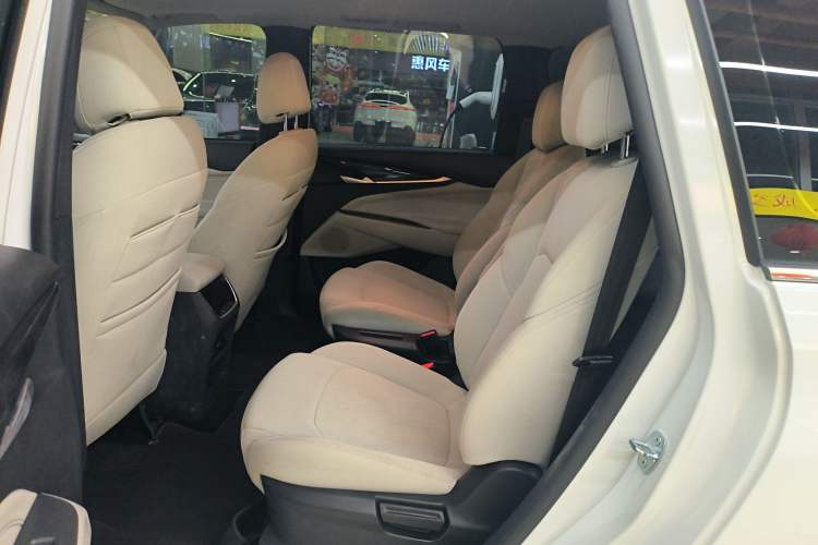 Used SAIC MAXUS Dajia 5 2022 430 km Elite Version 7-Seater