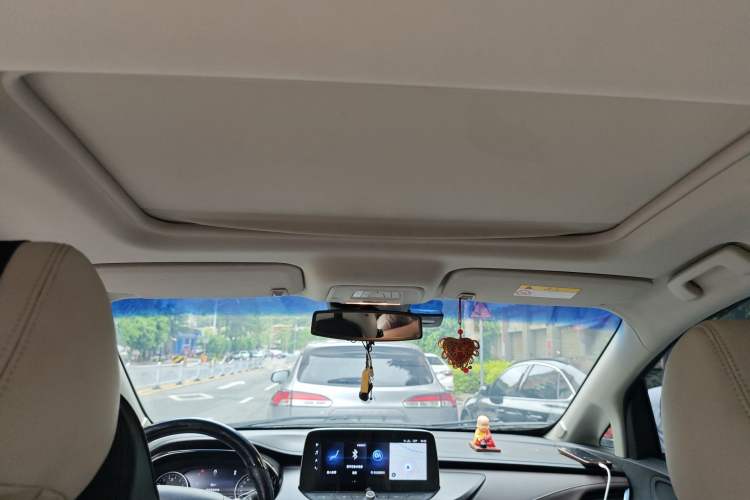 Used Buick GL8 2020 Land Business Class 652T Luxury Model Headliner