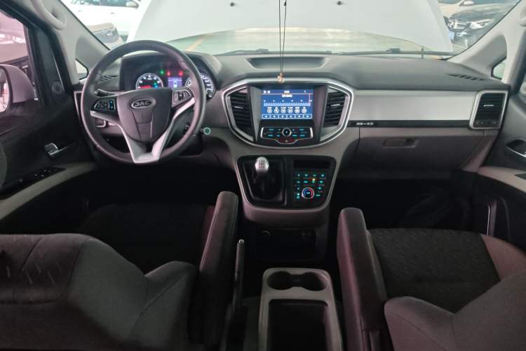 Used JAC Refine M4 2019 Business Series 2.0L Manual - China VI Standard
