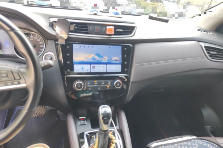 Used Nissan Qashqai 2021 2.0L CVT Luxury Edition Audio And AC Panel